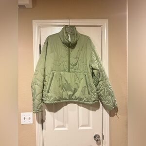 Lululemon lightweight puff jacket